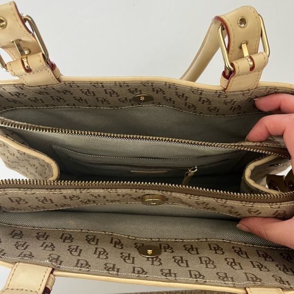 Dooney & Bourke Signature Satchel Shoulder Bag Brown - Picture 11 of 15